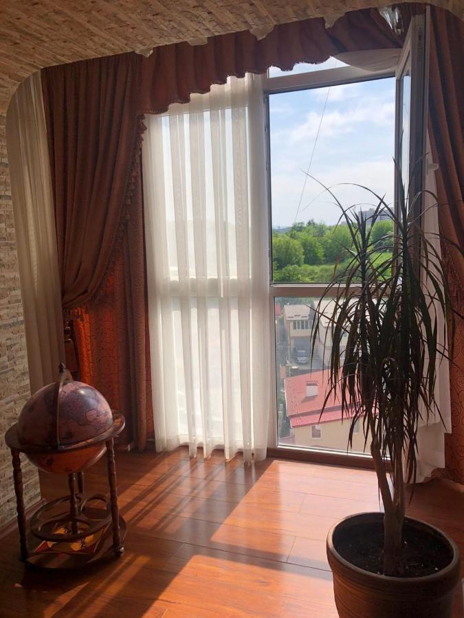Апартаменти По Сковороди Khmel'nyts'kyy Exterior photo